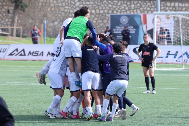 Mardinspor şampiyon oldu: İlk tebrik Amedspor’dan