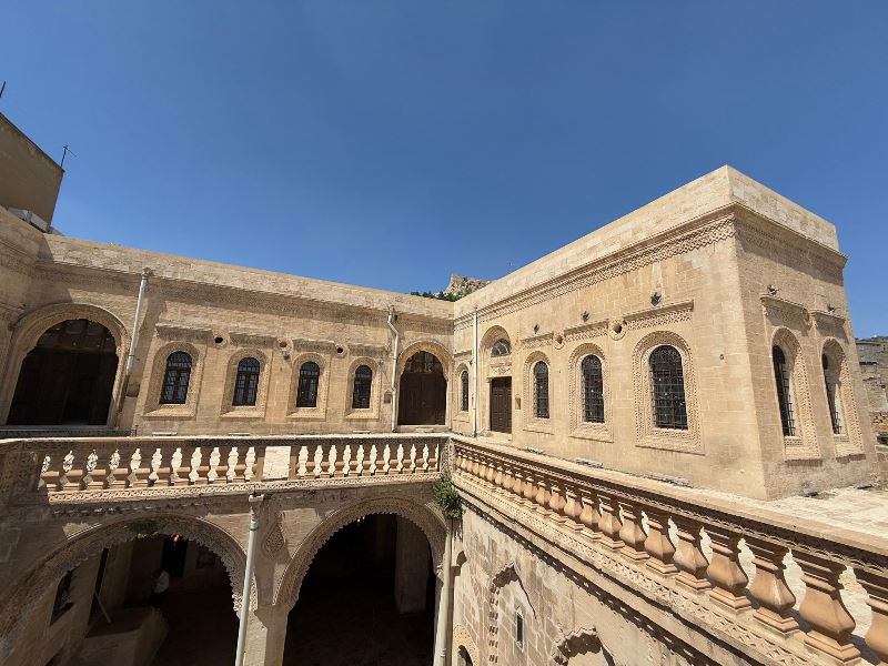 Mardin’de tarihi okul binası, bilim merkezine dönüştürülüyor