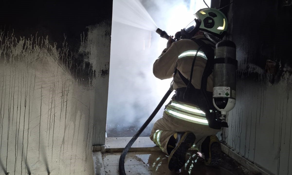 Mardin’de Korkutan Çatı Yangını