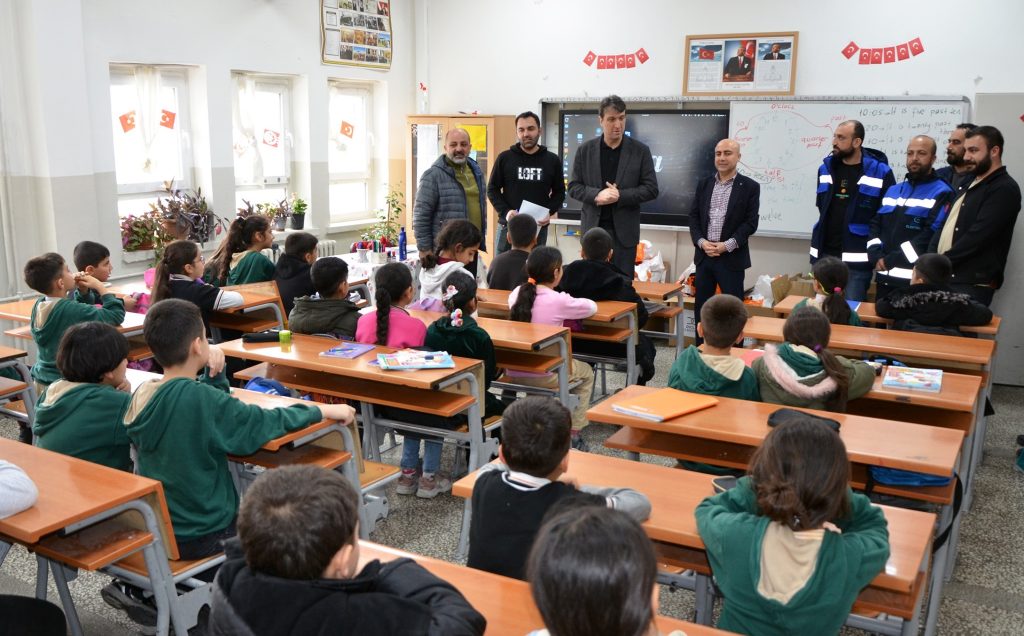 Dicle Elektrik’ten Öğrencilere Anlamlı Destek