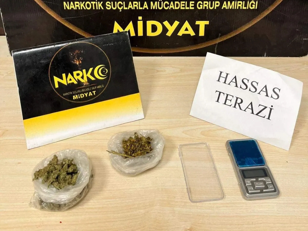 Midyat’ta Uyuşturucu Operasyonu: 3 Gözaltı