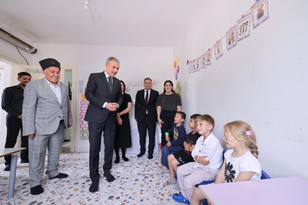 Vali Akkoyun Kızıltepe’de Sahada